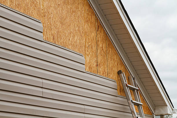 Professional Siding Contractor technician working in Clayton, OH